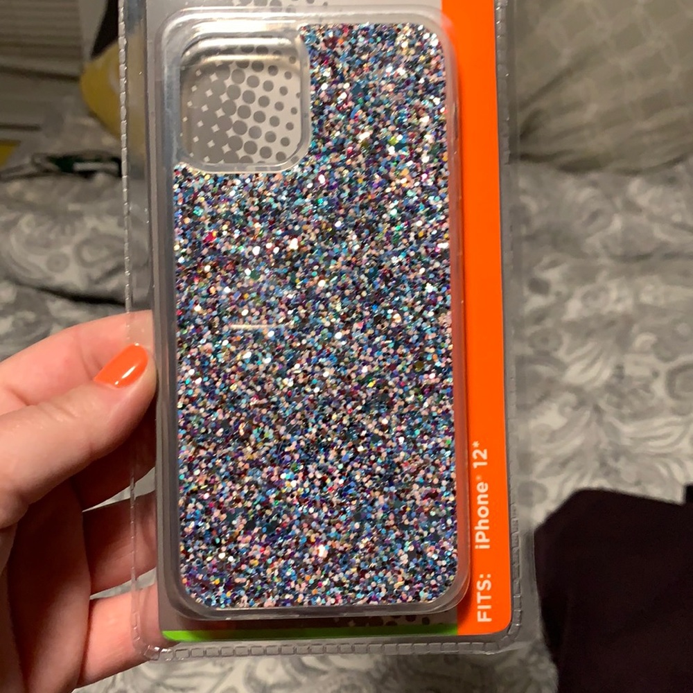 iPhone 12 Glitter cell phone case
